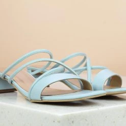 Inc.5 SALE SMALL HEEL MULE - BLUE