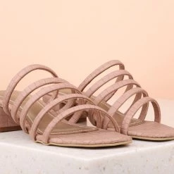 Inc.5 Inc5 STRAPY BLOCK HEEL