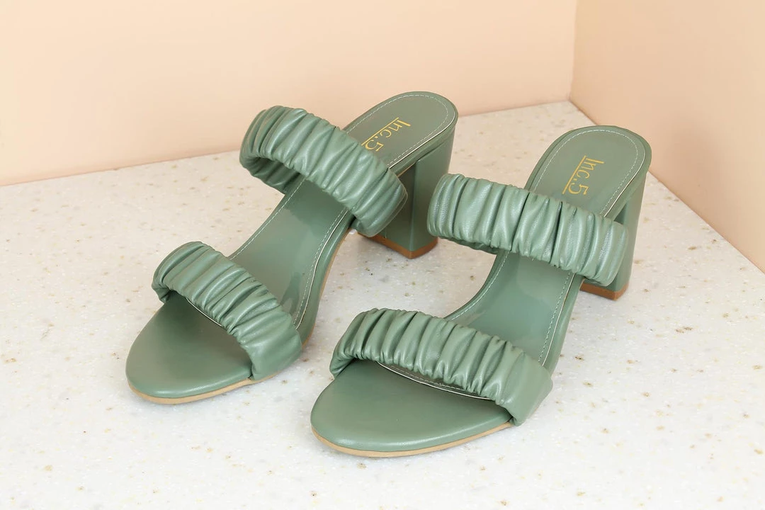 Inc.5 COLLINS MULES 6 Inc.5 COLLINS MULES