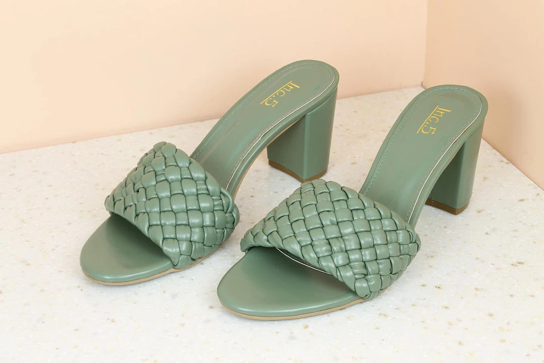 Inc.5 BLOCK HEEL WOVEN MULE Inc5 6 Inc.5 BLOCK HEEL WOVEN MULE Inc5