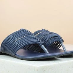 Inc.5 SALE STRAPTY FLAT THONG