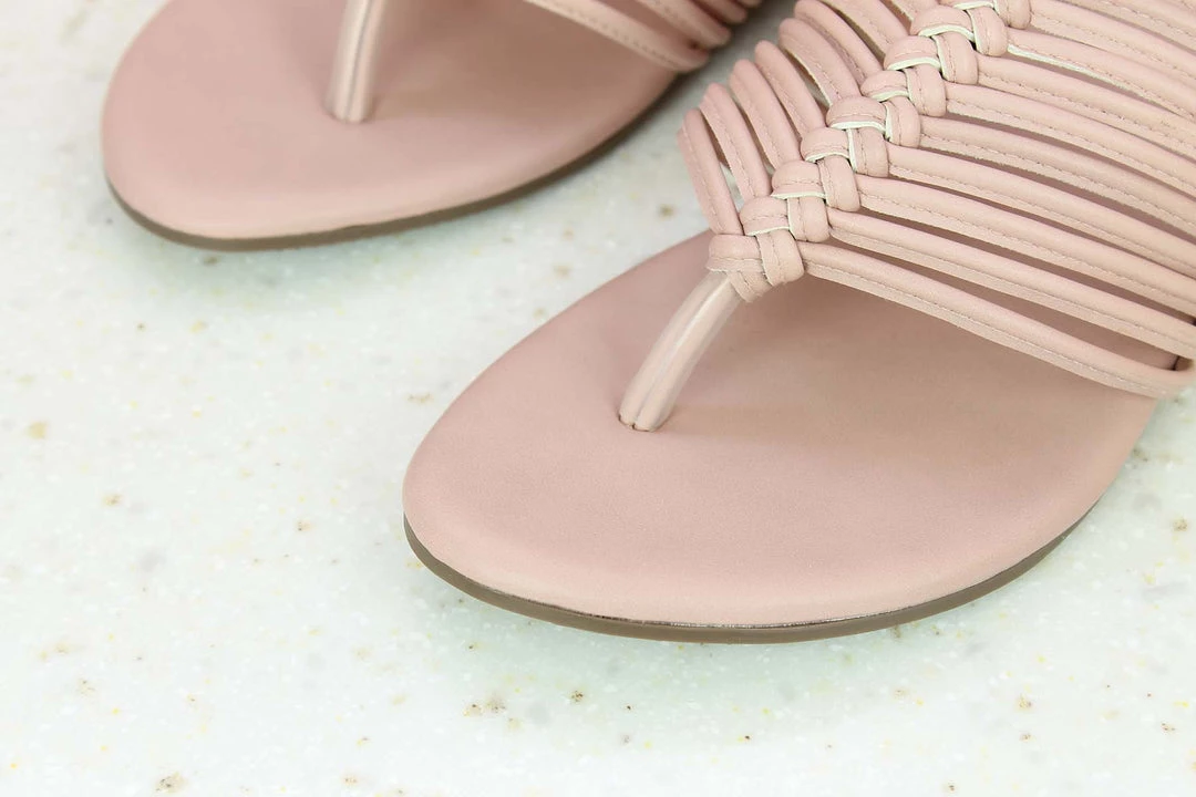 Inc.5 STRAPTY FLAT THONG 5 Inc.5 STRAPTY FLAT THONG