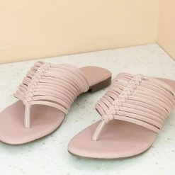 Inc.5 STRAPTY FLAT THONG