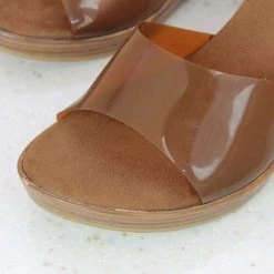 Inc.5 TRANSPARENT PLATFORM MULES