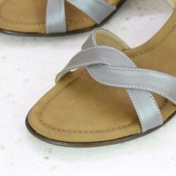 Inc.5 BASIC SANDAL - GREY SALE