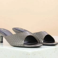 Inc.5 SALE KITTEN HEEL EMBOSSED MULES - GUN METAL
