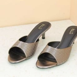 Inc.5 SALE KITTEN HEEL EMBOSSED MULES - GUN METAL