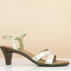 Inc.5 SALE BASIC SMALL HEEL SANDAL - GOLD