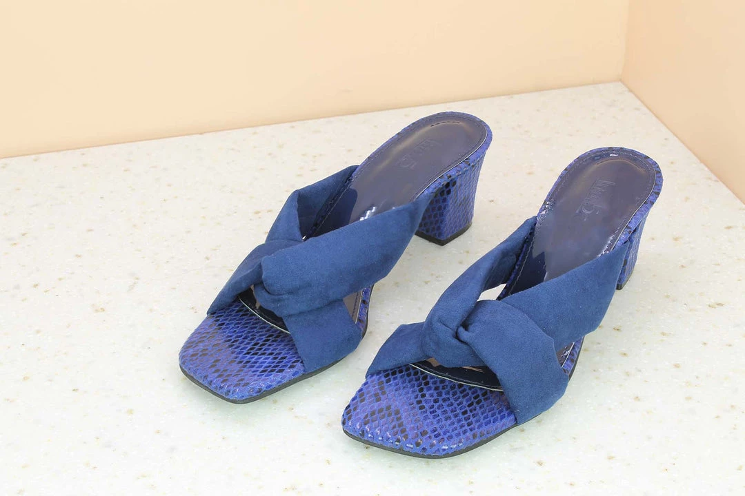 Inc.5 SUEDE BLOCK HEEL MULES SALE 4 Inc.5 SUEDE BLOCK HEEL MULES SALE