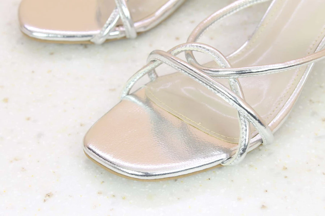 Inc.5 STRAPTY BLOCK HEEL MULES 5 Inc.5 STRAPTY BLOCK HEEL MULES