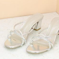 Inc.5 STRAPTY BLOCK HEEL MULES 7 Inc.5 STRAPTY BLOCK HEEL MULES