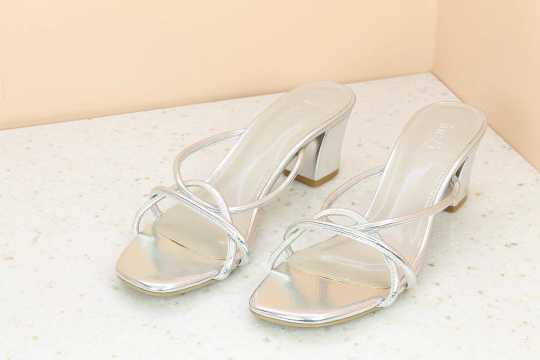 Inc.5 STRAPTY BLOCK HEEL MULES 4 Inc.5 STRAPTY BLOCK HEEL MULES