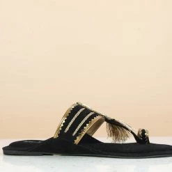 Inc.5 FLAT KOLHAPURI - BLACK SALE