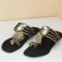 Inc.5 FLAT KOLHAPURI - BLACK SALE