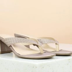 Inc.5 BLOCK HEEL EMBOSSED THONG - ROSE GOLD SALE