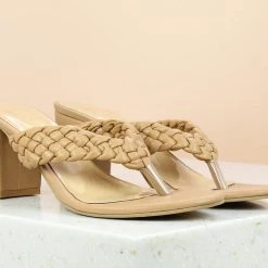 Inc.5 WOVEN BLOCK HEEL THONG