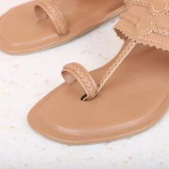 Inc.5 FLAT KOLHAPURI