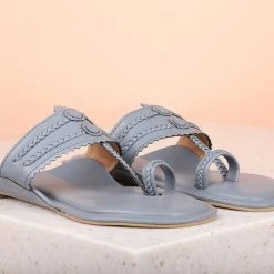 Inc.5 WOMEN FLAT KOLHAPURI