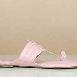 Inc.5 FLAT KOLHAPURI WOMEN