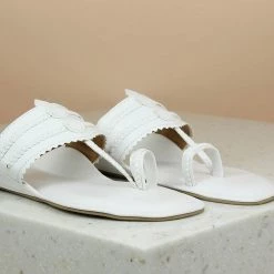 Inc.5 FLAT KOLHAPURI