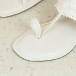 Inc.5 FLAT KOLHAPURI