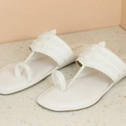 Inc.5 FLAT KOLHAPURI