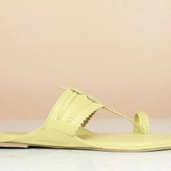 Inc.5 FLAT KOLHAPURI WOMEN