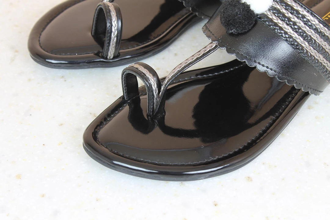 Inc.5 SALE FLAT PATTENT KOLHAPURI 4 Inc.5 SALE FLAT PATTENT KOLHAPURI