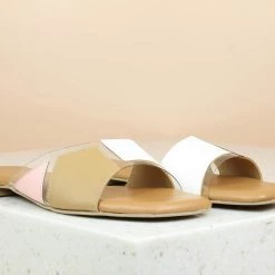 Inc.5 FLAT MULTI TRANSPARENT MULES