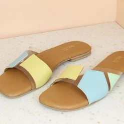 Inc.5 FLAT MULTI TRANSPARENT MULES