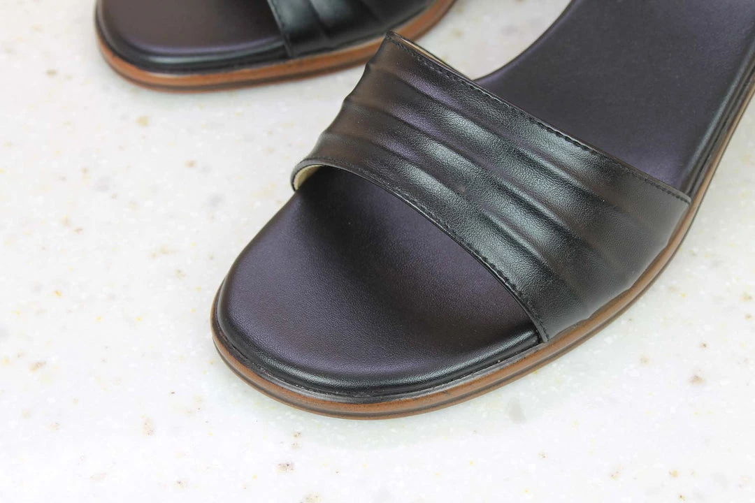 Inc.5 SALE BASIC BLOCK HEEL SANDAL 5 Inc.5 SALE BASIC BLOCK HEEL SANDAL