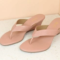 Inc.5 VEDGE HEEL THONG SALE