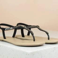Inc.5 FLAT SANDAL