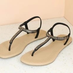 Inc.5 FLAT SANDAL