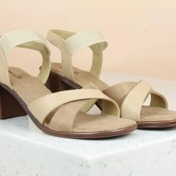 Inc.5 BLOCK HEEL SANDAL