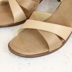 Inc.5 BLOCK HEEL SANDAL