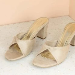 Inc.5 BLOCK HEEL MULES 9 Inc.5 BLOCK HEEL MULES