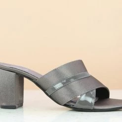 Inc.5 BLOCK HEEL MULES