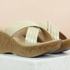 Inc.5 CROSS STRAP PLATFORM MULES