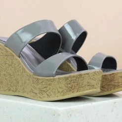 Inc.5 SALE DOUBLE STRAP PATTENT PLATFORM MULES