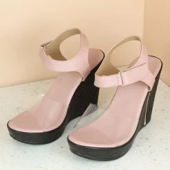 Inc.5 TRANSPARENT PLATFORM SANDAL SALE