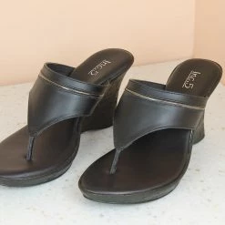 Inc.5 PLATFORM THONG SALE