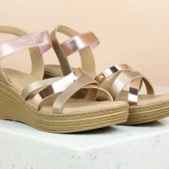 Inc.5 PLATFORM SANDAL WOMEN