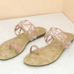 Inc.5 SALE WOVEN TRANSPARENT TOE POST FLAT