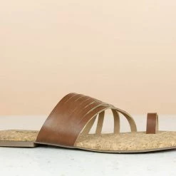 Inc.5 STRAPY TOE POST