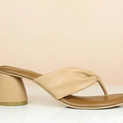 Inc.5 ROUND HEEL THONG