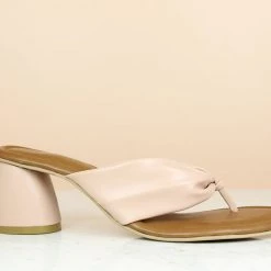 Inc.5 SALE ROUND HEEL THONG