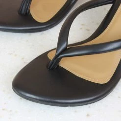 Inc.5 SALE BASIC THONG