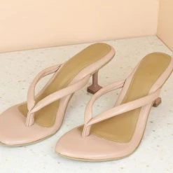 Inc.5 BASIC THONG SALE