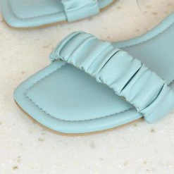 Inc.5 PLEATED FLAT MULES